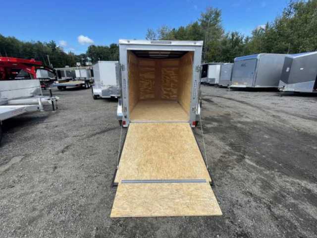 8x5 enclosed trailer for sale