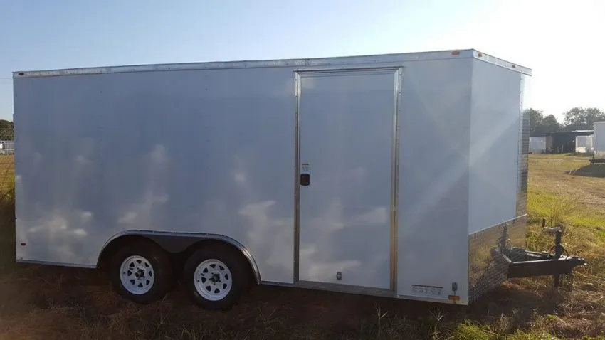 8.5x18 enclosed trailer - side view